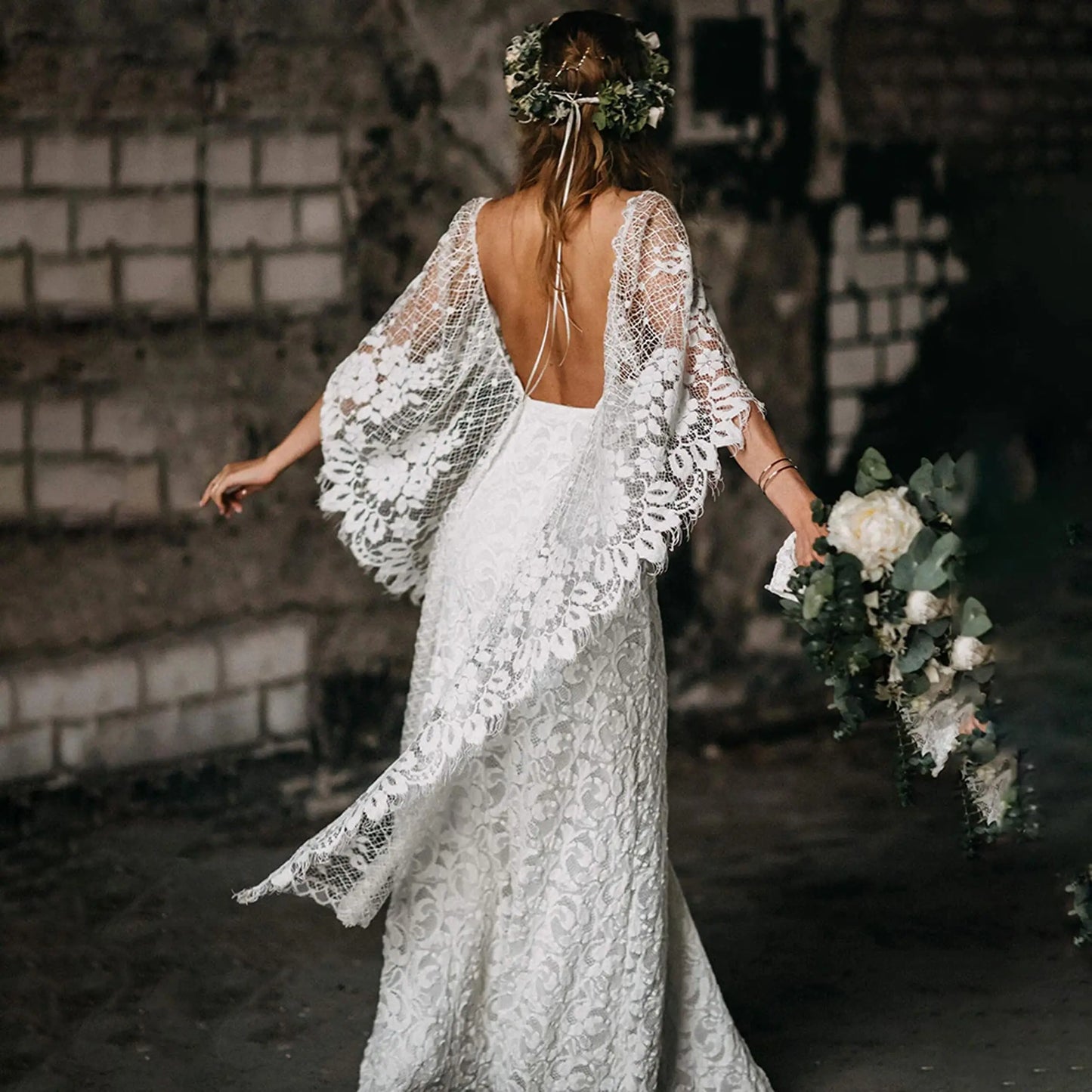 Boho Wedding Dress/ Bohemian Wedding Dress/ Beach Wedding Dress / Elegant  Lace bohemian wedding dress with Cape Lady Versus