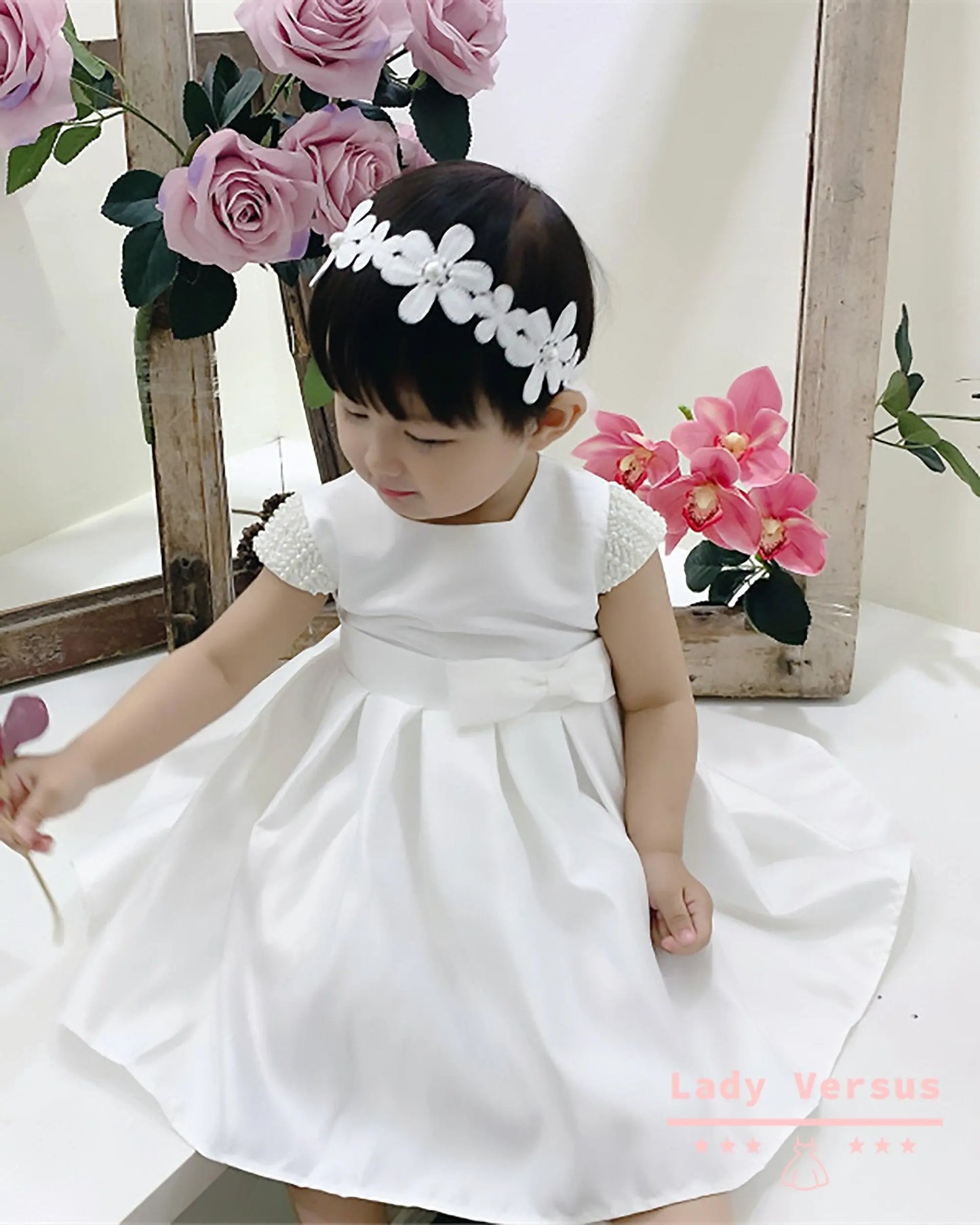 White Baby Girl Baptism Dress / Newborn Baby Girl Christening Gown/ Baby Girl Baptism Outfit/ birthday princess gown / baby white dress Lady Versus