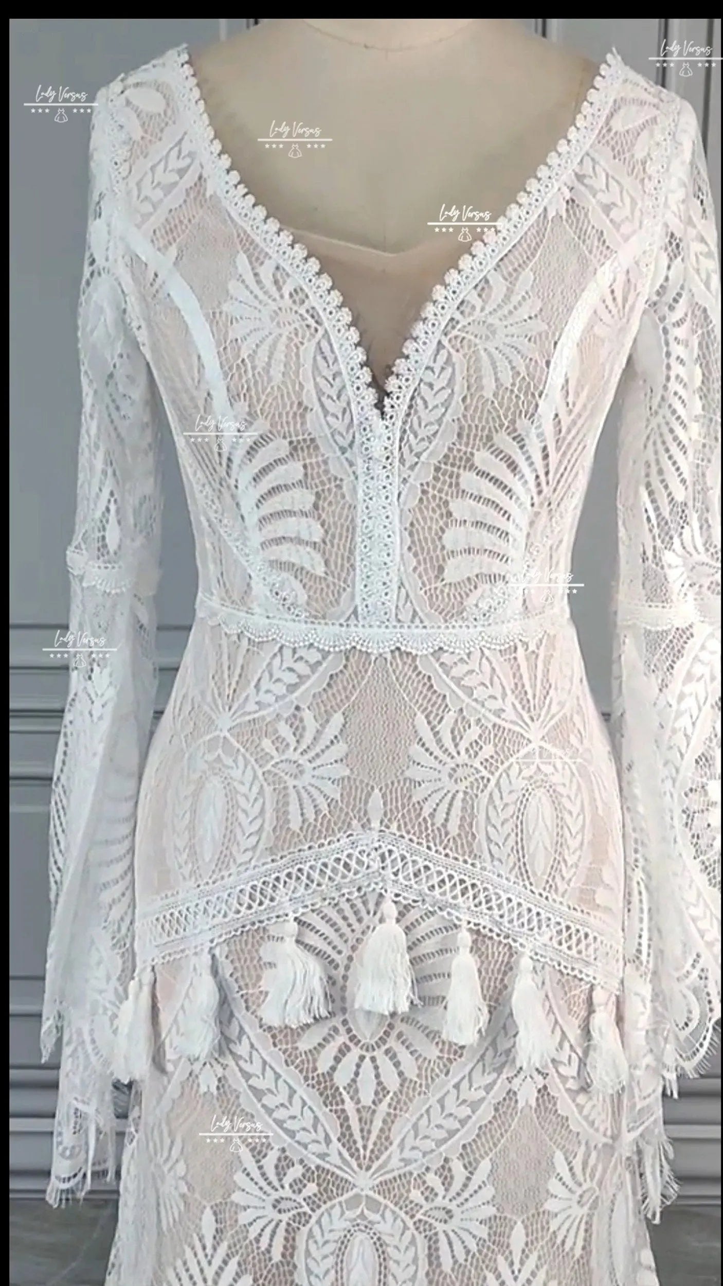 Bohemian elegant Lace Wedding Dress with sweep train /Flair sleeves /Beach wedding dress /bridal gown/ bohemian lace dress