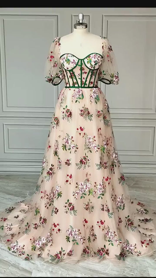 Unique Summer flowers lace Wedding Dress /Beach wedding dress /bridal gown/Prom Dress/Evening gown
