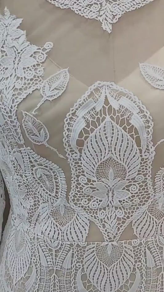 Bohemian beautiful Lace Wedding  Dress /Beach wedding dress /bridal gown/ bohemian lace dress/  lace dress